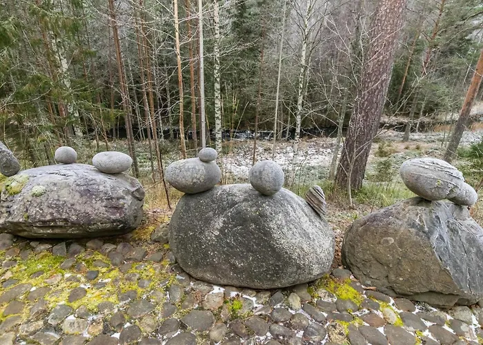 Vaeinaemoeinen By Interhome